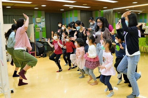 2022年主題圖書館系列活動：“建築未來”──親子繪本互動劇場工作坊