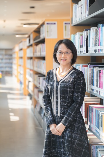 深圳圖書館館長張岩